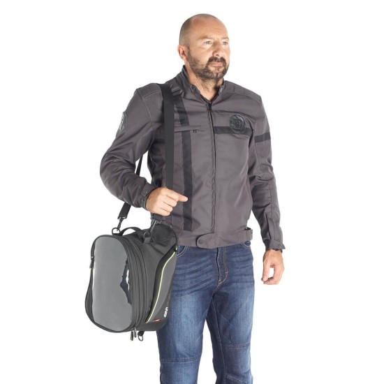 Tankbag GIVI EA143 Tanklock 21-27 lt. (για βάσεις BF**) Tankbag GIVI EA143 Tanklock 21-27 lt. (για βάσεις BF**)