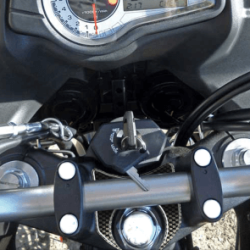 Κάλυμμα πλάκας τιμονιού One Design Suzuki DL 650-1000 V-Strom 12-14 carbon look