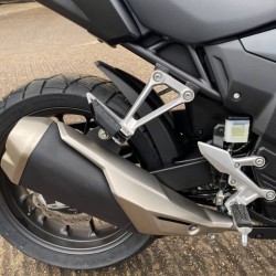 Εσωτερικό φτερό Pyramid Plastics Honda CB 500 X 22- μαύρο ματ