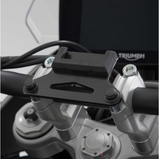 Βάση GPS SW-Motech Quick-Lock στην τιμονόπλακα Triumph Tiger 900 GT/Rally/Pro Βάση GPS SW-Motech Quick-Lock στην τιμονόπλακα Triumph Tiger 900 GT/Rally/Pro