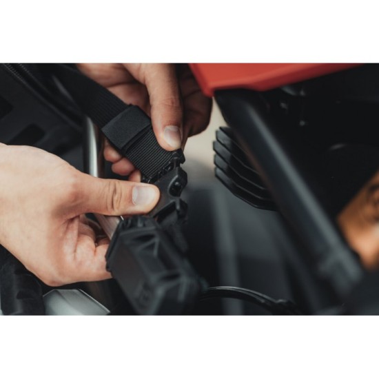 Βάσεις και σαμάρια SW-Motech PRO BLAZE H Honda CB 500 F 16- Βάσεις και σαμάρια SW-Motech PRO BLAZE H Honda CB 500 F 16-