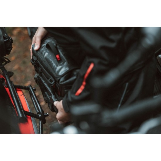 Σετ βάσεων και αδιάβροχων σαμαριών SW-Motech Sysbag WP M BENELLI TRK 502 X