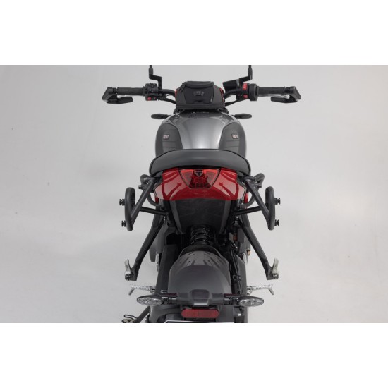 Σετ βάσεων και αδιάβροχων σαμαριών SW-Motech Sysbag WP M Triumph Trident 660