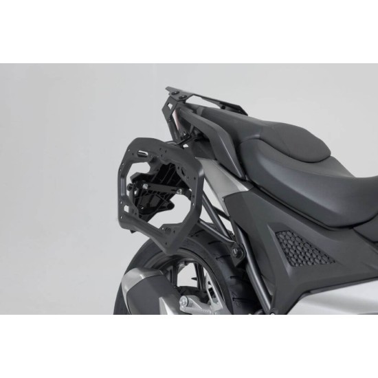 Σετ βάσεων και βαλιτσών SW-Motech TRAX ADV 37 lt. Honda NC 750 X 21- ασημί Σετ βάσεων και βαλιτσών SW-Motech TRAX ADV 37 lt. Honda NC 750 X 21- ασημί