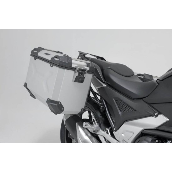 Σετ βάσεων και βαλιτσών SW-Motech TRAX ADV 37 lt. Honda NC 750 X 16-20 ασημί Σετ βάσεων και βαλιτσών SW-Motech TRAX ADV 37 lt. Honda NC 750 X 16-20 ασημί