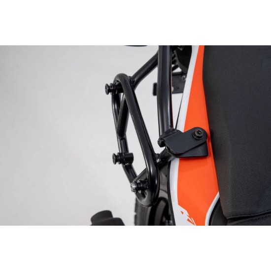 Σετ βάσεων και πλαϊνών βαλιτσών SW-Motech Urban ABS 33 lt. KTM 390 Adventure (σετ) Σετ βάσεων και πλαϊνών βαλιτσών SW-Motech Urban ABS 33 lt. KTM 390 Adventure (σετ)