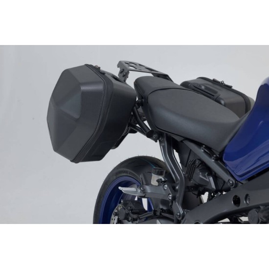 Σετ βάσεων και πλαϊνών βαλιτσών SW-Motech Urban ABS 33 lt. Yamaha MT-09/SP 21- (σετ) Σετ βάσεων και πλαϊνών βαλιτσών SW-Motech Urban ABS 33 lt. Yamaha MT-09/SP 21- (σετ)