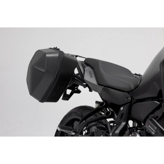 Σετ βάσεων και πλαϊνών βαλιτσών SW-Motech Urban ABS 33 lt. Yamaha Tracer 7 (σετ) Σετ βάσεων και πλαϊνών βαλιτσών SW-Motech Urban ABS 33 lt. Yamaha Tracer 7 (σετ)