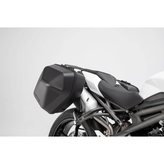 Σετ βάσεων και πλαϊνών βαλιτσών SW-Motech Urban ABS 33 lt. Triumph Speed Triple 1050 S/RS 18- (σετ) Σετ βάσεων και πλαϊνών βαλιτσών SW-Motech Urban ABS 33 lt. Triumph Speed Triple 1050 S/RS 18- (σετ)