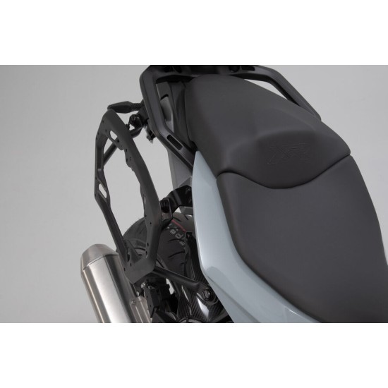 Ολοκληρωμένο σετ βάσεων και βαλιτσών SW-Motech TRAX ADV BMW S 1000 XR 20- ασημί (ΧΩΡΙΣ BMW ΣΧΑΡΑ)