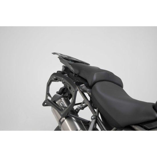 Σετ πλαϊνών βαλιτσών SW-Motech AERO και βάσεων PRO Triumph Tiger Explorer 1200/XC/XR Σετ πλαϊνών βαλιτσών SW-Motech AERO και βάσεων PRO Triumph Tiger Explorer 1200/XC/XR