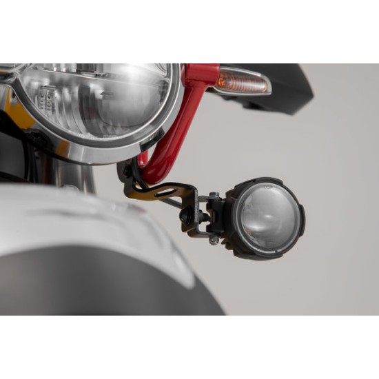 Βάσεις για προβολάκια SW-Motech Moto Guzzi V85 TT