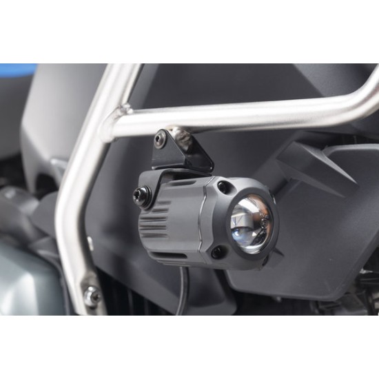 Βάσεις για προβολάκια SW-Motech για OEM κάγκελα BMW R 1250 GS Adv. Βάσεις για προβολάκια SW-Motech για OEM κάγκελα BMW R 1250 GS Adv.