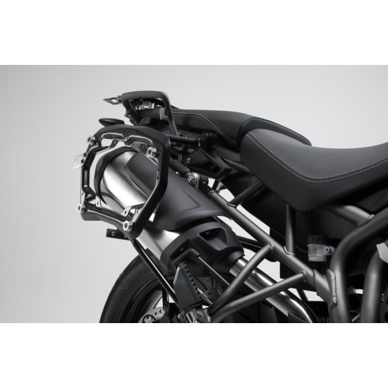 Βάσεις πλαϊνών βαλιτσών SW-Motech PRO Triumph Tiger 800/XC/XR Βάσεις πλαϊνών βαλιτσών SW-Motech PRO Triumph Tiger 800/XC/XR