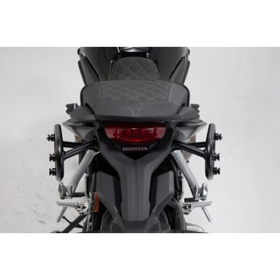 Σετ βάσεων και αδιάβροχων σαμαριών SW-Motech Sysbag WP M Honda CB650R Neo Sports Cafe -20 Σετ βάσεων και αδιάβροχων σαμαριών SW-Motech Sysbag WP M Honda CB650R Neo Sports Cafe -20