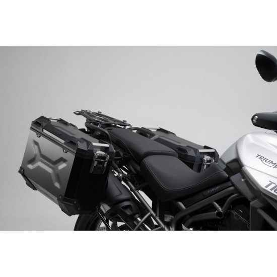 Ολοκληρωμένο σετ βάσεων και βαλιτσών SW-Motech TRAX ADV Triumph Tiger 800/XC/XR μαύρο Ολοκληρωμένο σετ βάσεων και βαλιτσών SW-Motech TRAX ADV Triumph Tiger 800/XC/XR μαύρο