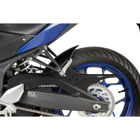 Φτερό πίσω τροχού Puig Yamaha MT-03 16- carbon look Φτερό πίσω τροχού Puig Yamaha MT-03 16- carbon look