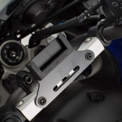 Βάση GPS SW-Motech Quick-Lock στο εργοστασιακό μπαράκι Yamaha MT-07 Tracer