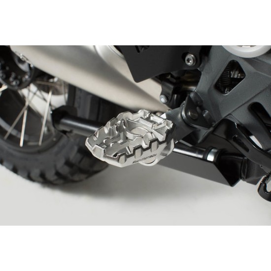 Ρυθμιζόμενα αναδιπλούμενα μαρσπιέ SW-Motech EVO BMW R 1200 GS/Adv. -12